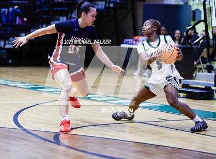 Thumbnail 2 in Hoosac Vs George School (4th Annual Slinky Showcase) photogallery.