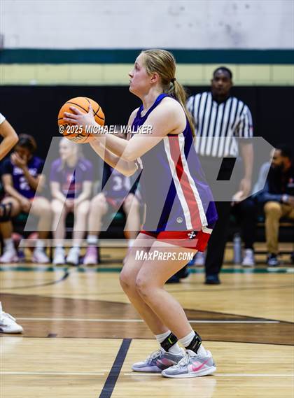 Thumbnail 2 in Hoosac Vs George School (4th Annual Slinky Showcase) photogallery.