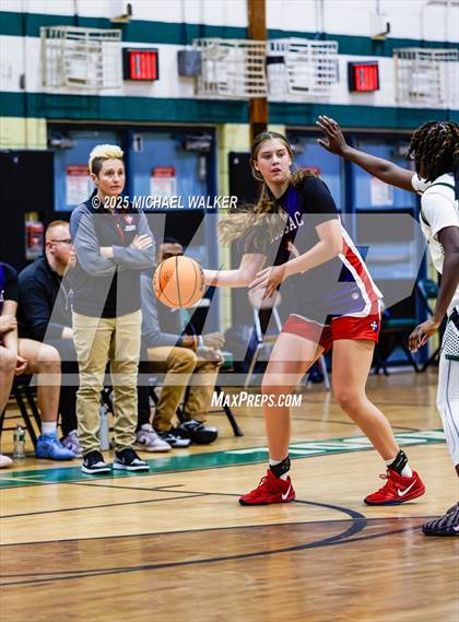 Thumbnail 1 in Hoosac Vs George School (4th Annual Slinky Showcase) photogallery.