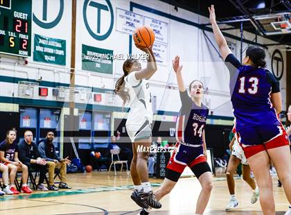 Thumbnail 2 in Hoosac Vs George School (4th Annual Slinky Showcase) photogallery.