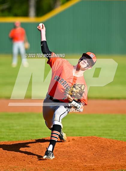 Thumbnail 2 in Baptist Prep vs Lamar (AAA 3A-5 district 1st round) photogallery.