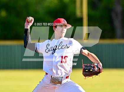 Thumbnail 3 in Baptist Prep vs Lamar (AAA 3A-5 district 1st round) photogallery.