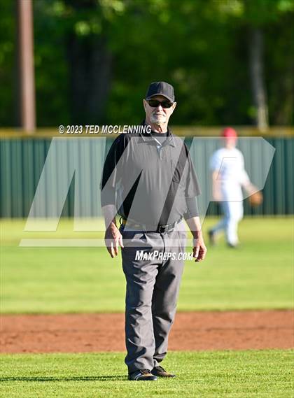 Thumbnail 3 in Baptist Prep vs Lamar (AAA 3A-5 district 1st round) photogallery.
