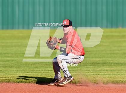 Thumbnail 1 in Baptist Prep vs Lamar (AAA 3A-5 district 1st round) photogallery.