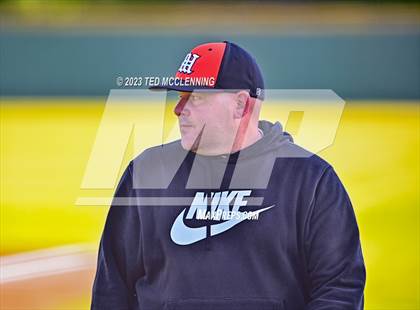 Thumbnail 3 in Baptist Prep vs Lamar (AAA 3A-5 district 1st round) photogallery.