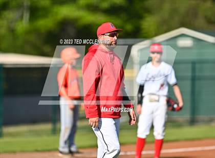 Thumbnail 1 in Baptist Prep vs Lamar (AAA 3A-5 district 1st round) photogallery.