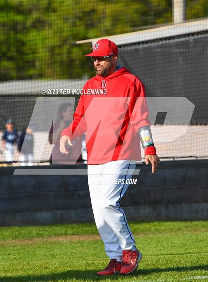 Thumbnail 2 in Baptist Prep vs Lamar (AAA 3A-5 district 1st round) photogallery.