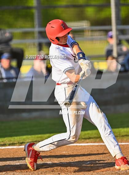 Thumbnail 1 in Baptist Prep vs Lamar (AAA 3A-5 district 1st round) photogallery.