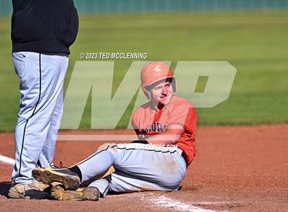 Thumbnail 3 in Baptist Prep vs Lamar (AAA 3A-5 district 1st round) photogallery.