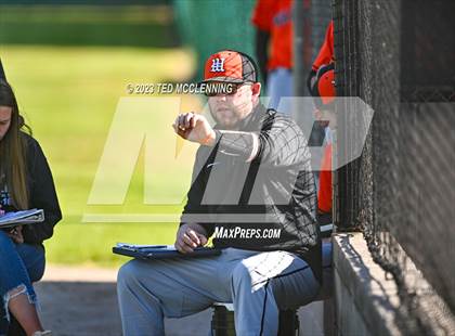 Thumbnail 1 in Baptist Prep vs Lamar (AAA 3A-5 district 1st round) photogallery.