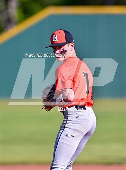 Thumbnail 3 in Baptist Prep vs Lamar (AAA 3A-5 district 1st round) photogallery.