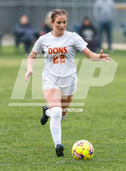 Thumbnail 3 in Cathedral Catholic vs. El Dorado photogallery.