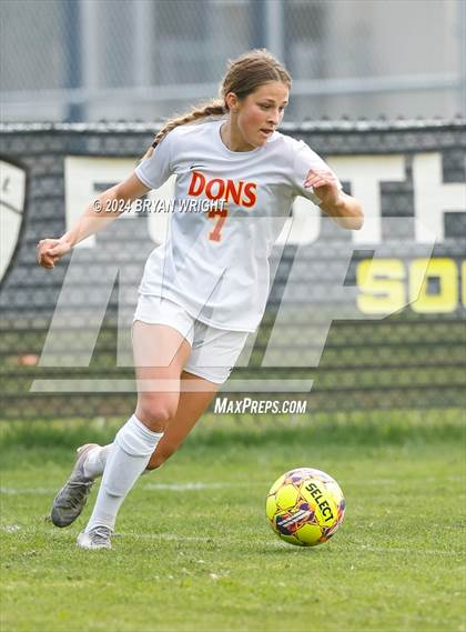 Thumbnail 1 in Cathedral Catholic vs. El Dorado photogallery.
