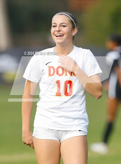 Thumbnail 2 in Cathedral Catholic vs. El Dorado photogallery.