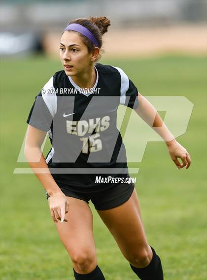 Thumbnail 3 in Cathedral Catholic vs. El Dorado photogallery.