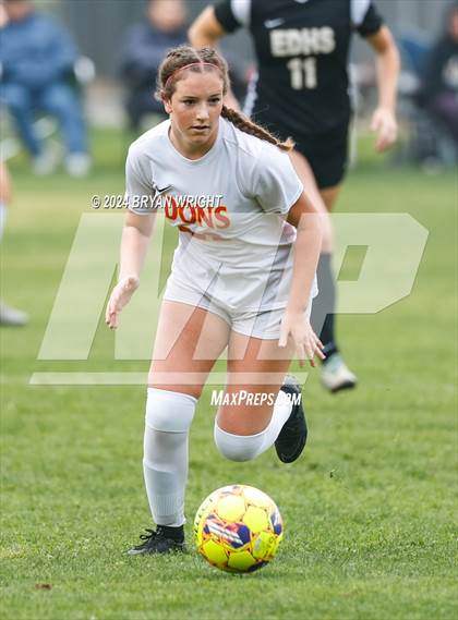 Thumbnail 2 in Cathedral Catholic vs. El Dorado photogallery.