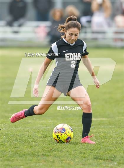 Thumbnail 1 in Cathedral Catholic vs. El Dorado photogallery.