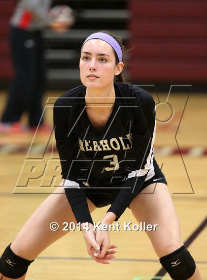 Thumbnail 3 in Seaholm vs. Dakota photogallery.