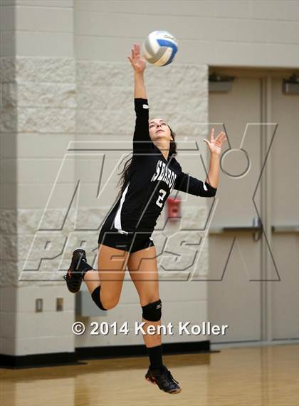 Thumbnail 2 in Seaholm vs. Dakota photogallery.
