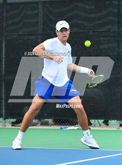 Thumbnail 1 in UIL 4A, 5A and 6A Tennis Championships photogallery.