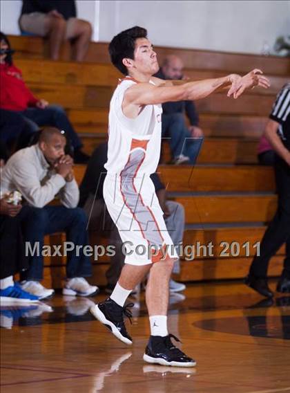 Thumbnail 3 in El Camino Real vs. Central photogallery.
