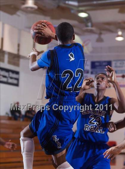 Thumbnail 1 in El Camino Real vs. Central photogallery.