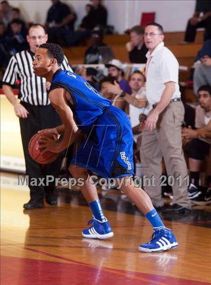 Thumbnail 1 in El Camino Real vs. Central photogallery.