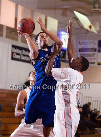 Thumbnail 2 in El Camino Real vs. Central photogallery.