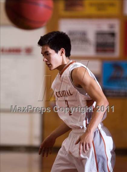 Thumbnail 1 in El Camino Real vs. Central photogallery.