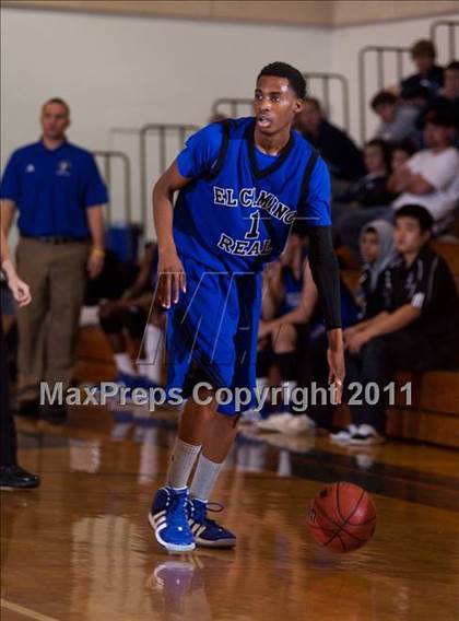 Thumbnail 3 in El Camino Real vs. Central photogallery.