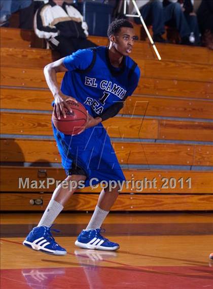 Thumbnail 2 in El Camino Real vs. Central photogallery.