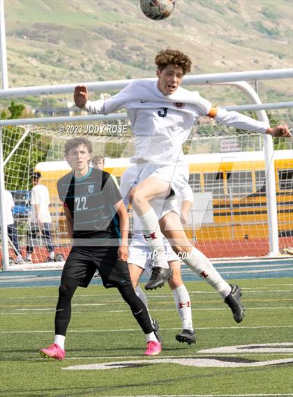 Thumbnail 2 in Herriman @ Farmington (UHSAA 6A Round 2) photogallery.