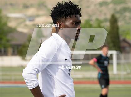 Thumbnail 3 in Herriman @ Farmington (UHSAA 6A Round 2) photogallery.
