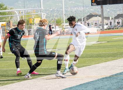 Thumbnail 1 in Herriman @ Farmington (UHSAA 6A Round 2) photogallery.