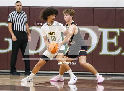 Thumbnail 1 in Oaks Christian vs Long Beach Poly photogallery.