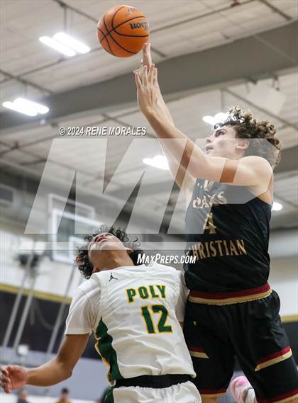 Thumbnail 1 in Oaks Christian vs Long Beach Poly photogallery.