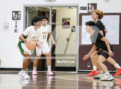 Thumbnail 2 in Oaks Christian vs Long Beach Poly photogallery.