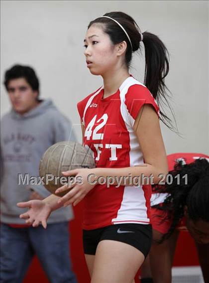 Thumbnail 3 in Granada Hills @ Taft photogallery.