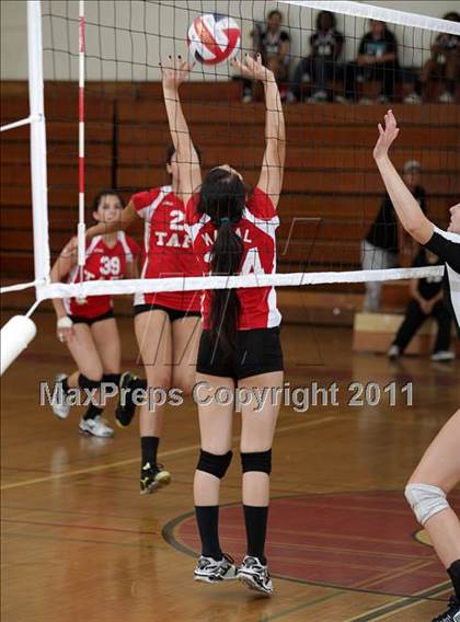 Thumbnail 1 in Granada Hills @ Taft photogallery.