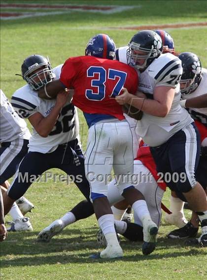 Thumbnail 3 in Marin Catholic vs. Serra (CIF State D3 Final) photogallery.