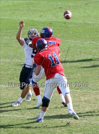 Thumbnail 2 in Marin Catholic vs. Serra (CIF State D3 Final) photogallery.