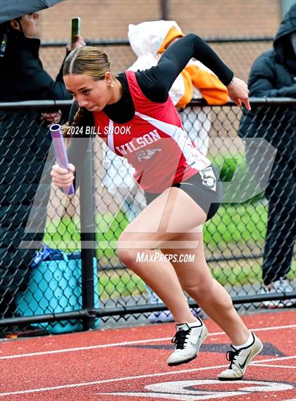 Thumbnail 2 in John H. Shaner Memorial Meet photogallery.