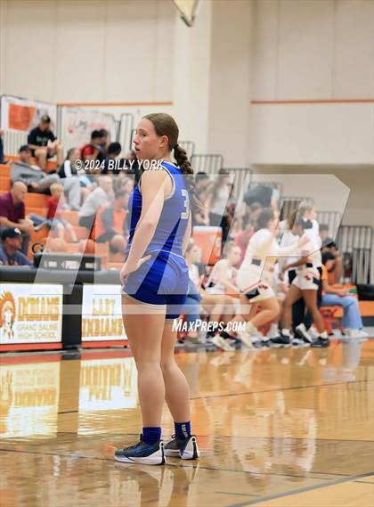 Thumbnail 2 in Grand Saline vs Spring Hill photogallery.