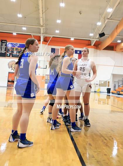 Thumbnail 3 in Grand Saline vs Spring Hill photogallery.