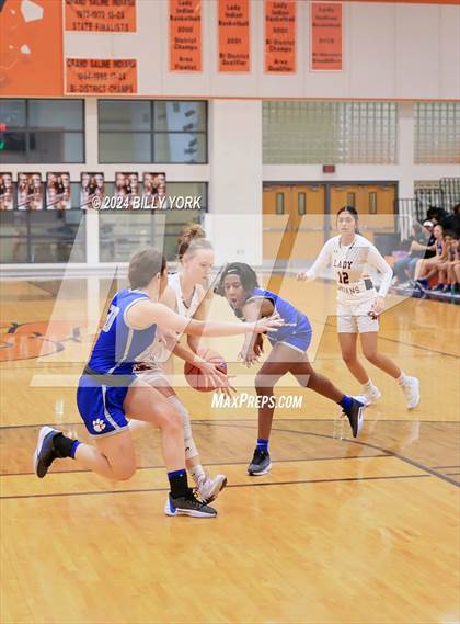 Thumbnail 2 in Grand Saline vs Spring Hill photogallery.