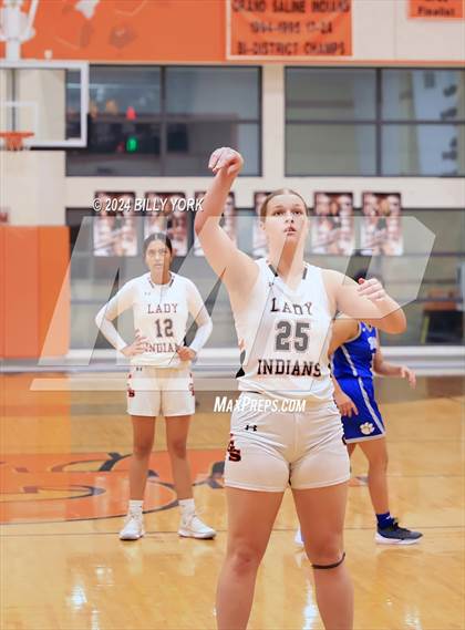 Thumbnail 1 in Grand Saline vs Spring Hill photogallery.