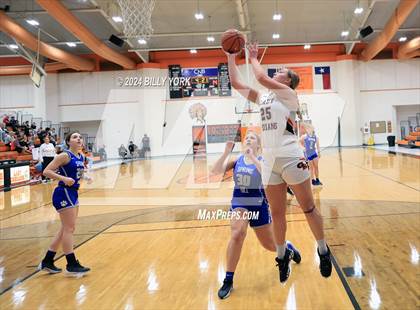 Thumbnail 1 in Grand Saline vs Spring Hill photogallery.