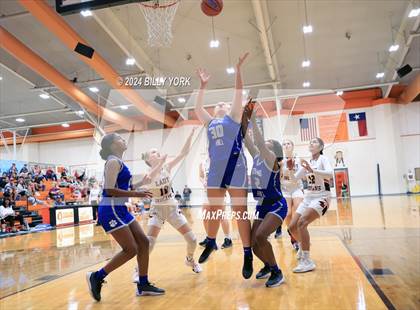 Thumbnail 2 in Grand Saline vs Spring Hill photogallery.