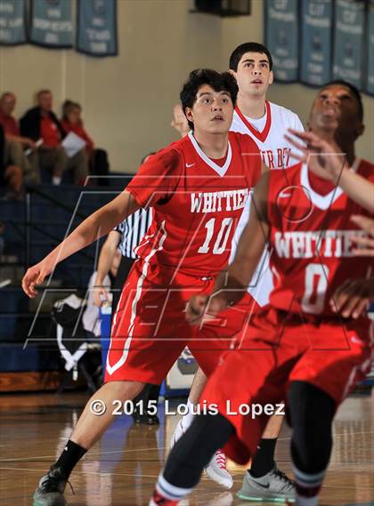 Thumbnail 3 in Whittier vs. Mater Dei photogallery.