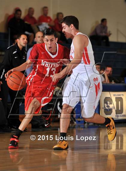 Thumbnail 2 in Whittier vs. Mater Dei photogallery.